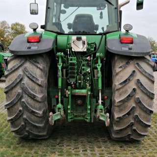 JD 7830 8